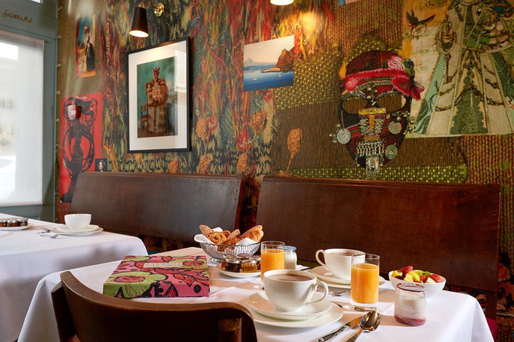 Hotel Du Petit Moulin 4*
