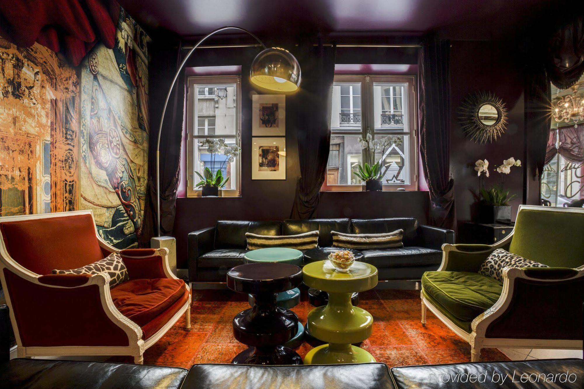 Du Petit Moulin Hotel Paris