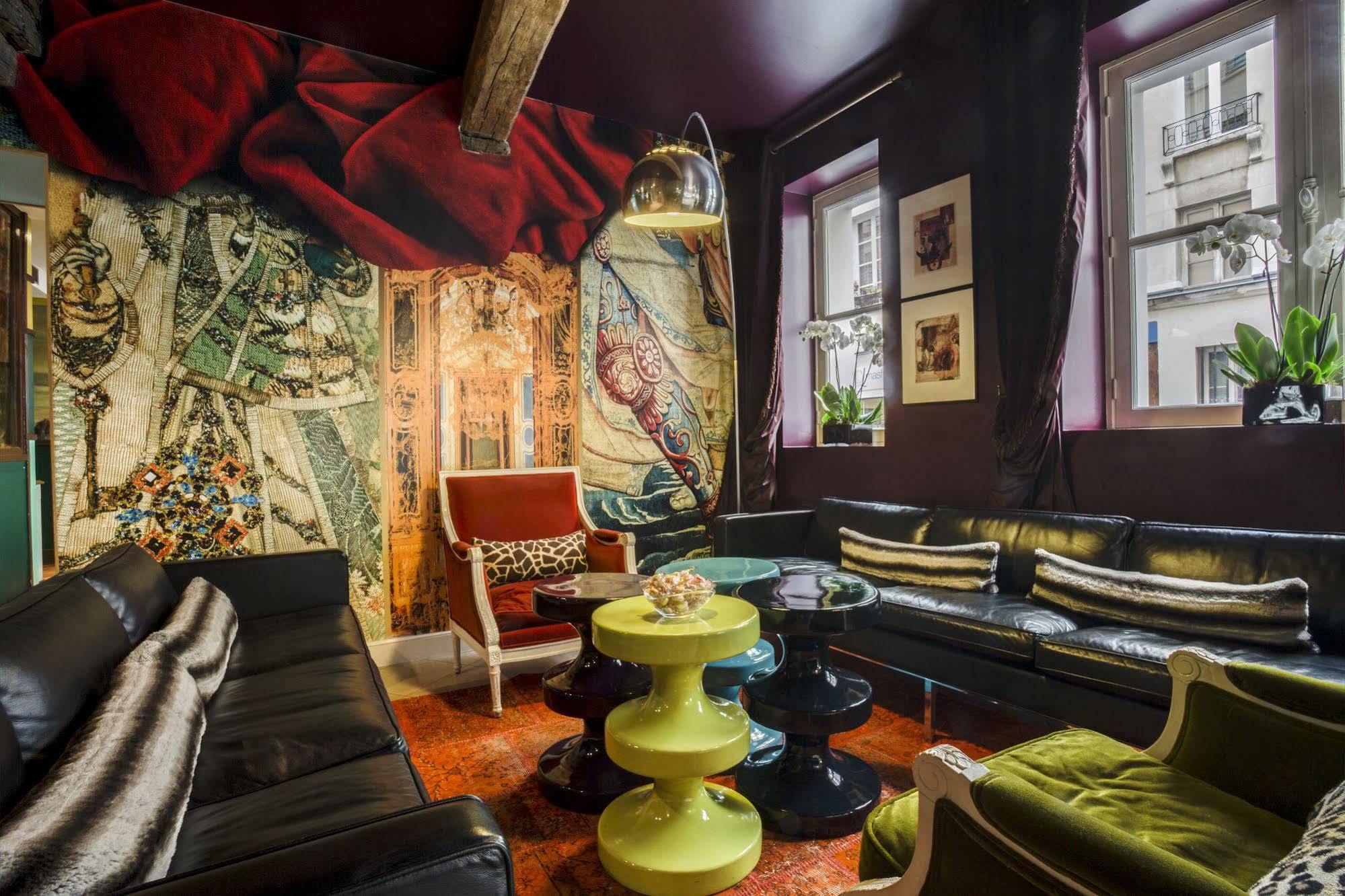 Du Petit Moulin 4* Paris
